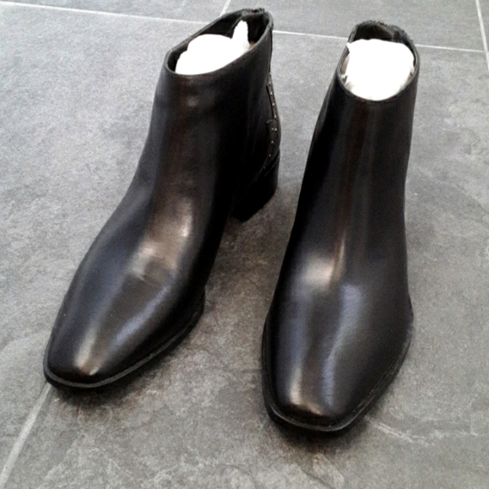 Pour la Victoire booties